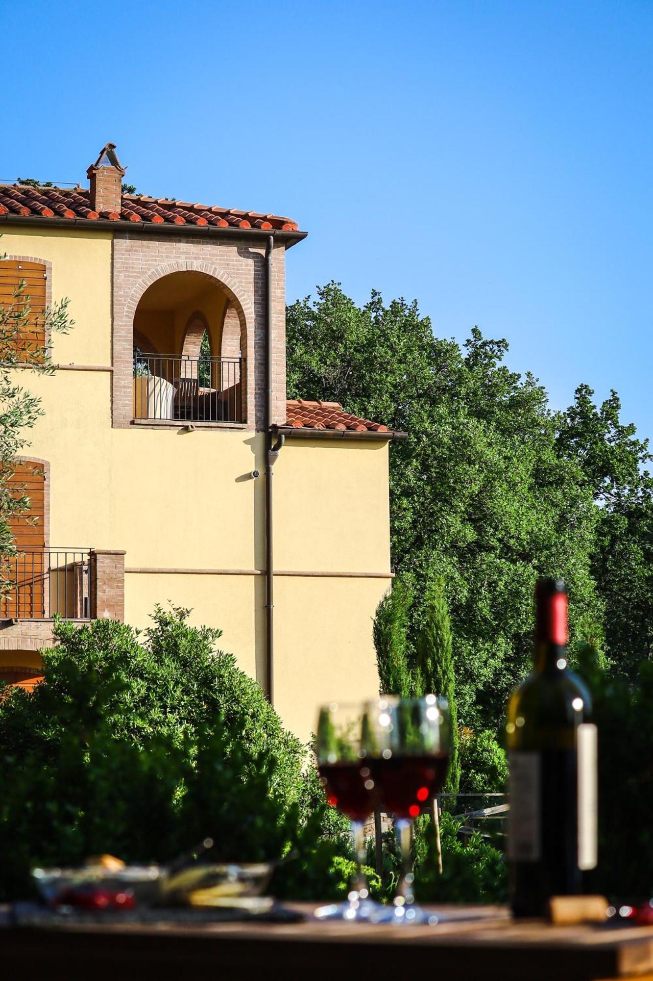 Madonna Del Poggio Cav Aparthotel Scarlino Luaran gambar