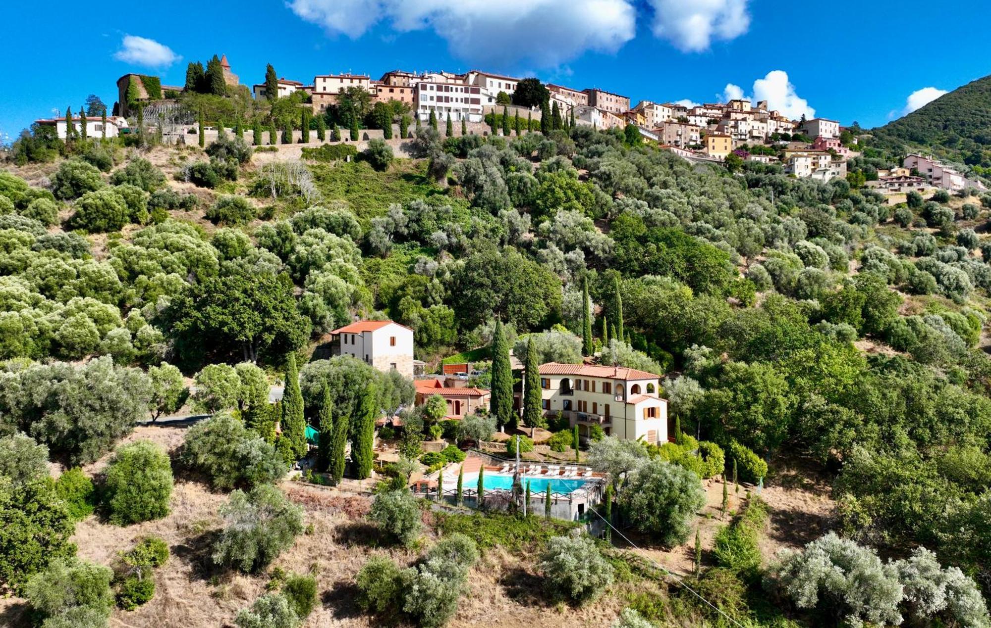 Madonna Del Poggio Cav Aparthotel Scarlino Luaran gambar