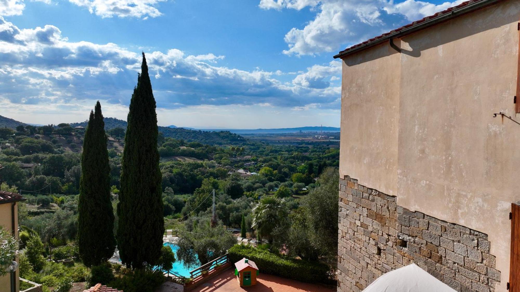 Madonna Del Poggio Cav Aparthotel Scarlino Luaran gambar