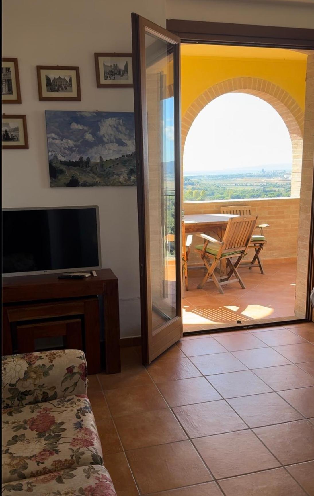 Madonna Del Poggio Cav Aparthotel Scarlino Luaran gambar