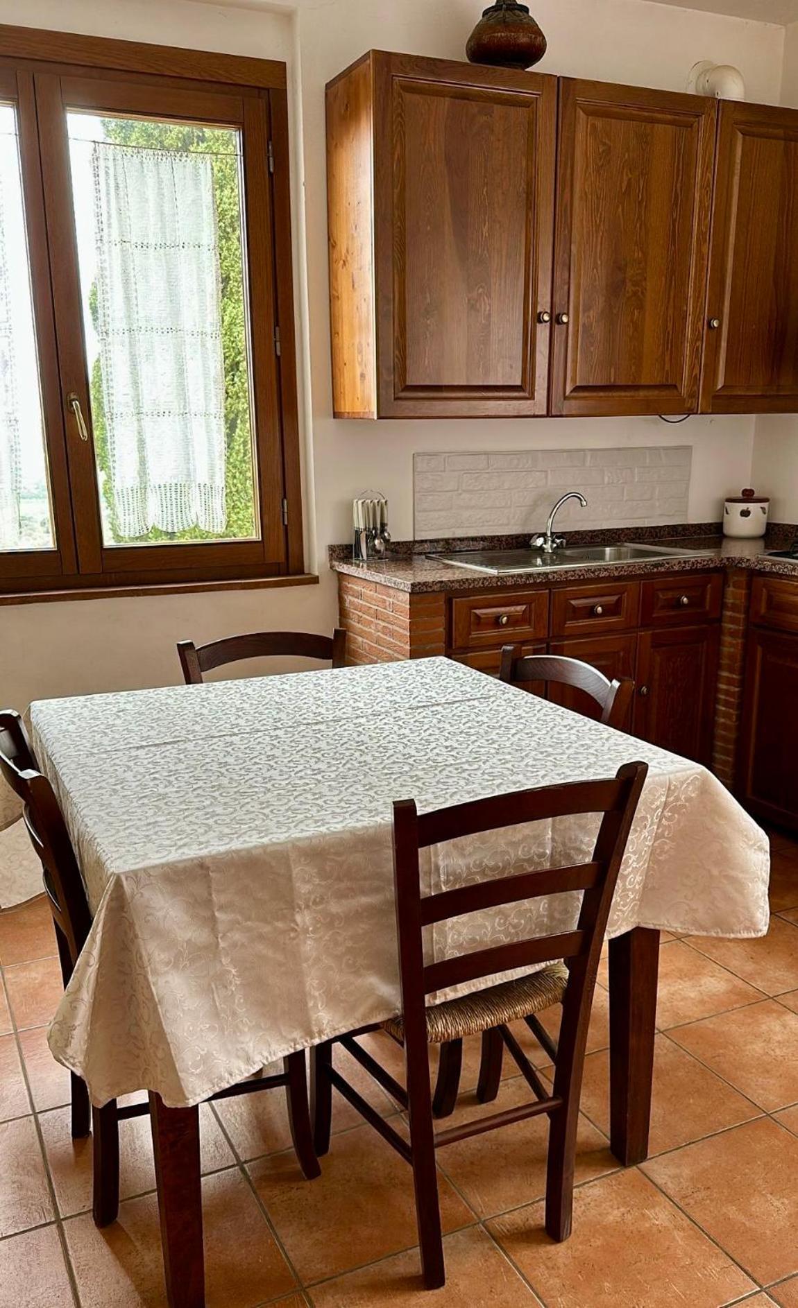 Madonna Del Poggio Cav Aparthotel Scarlino Luaran gambar